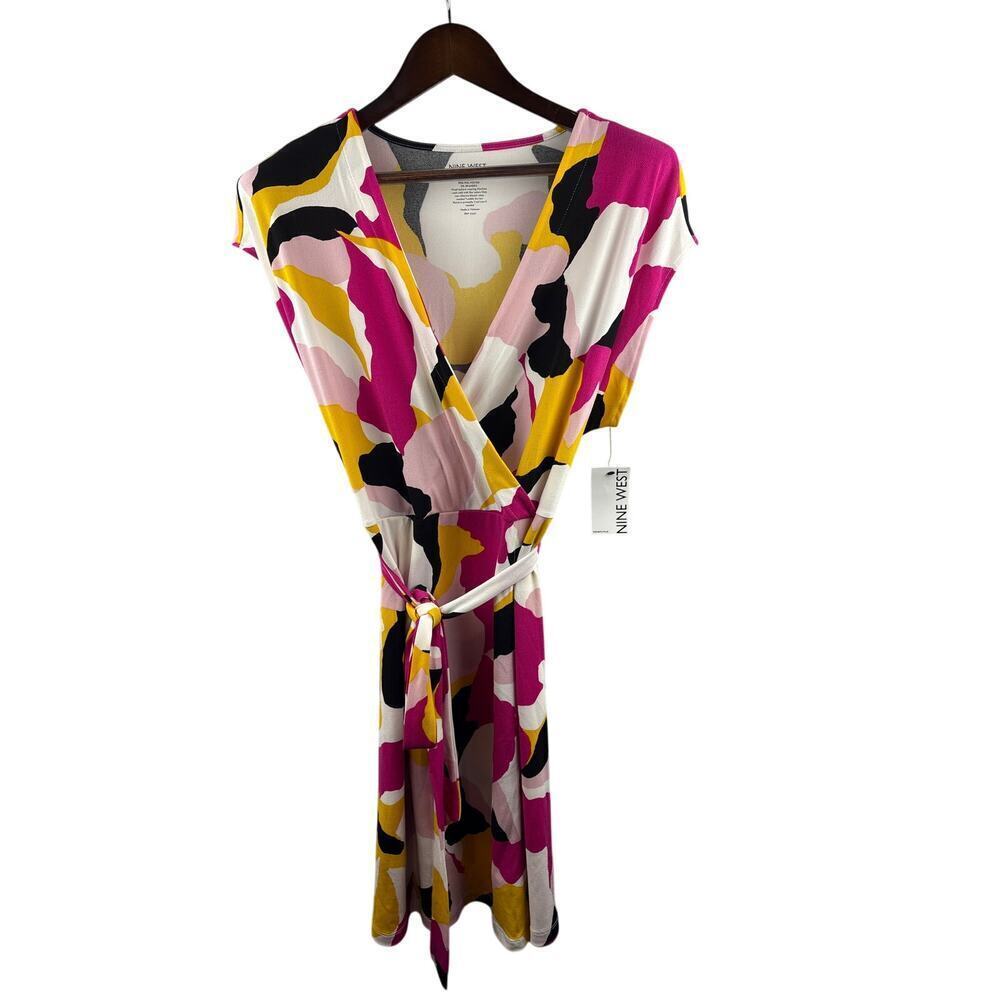 Women’s Nine West 0X Pink Multicolored Abstract Patterned Dress